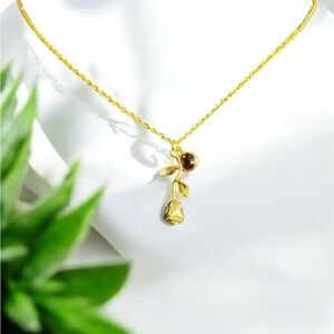 🆕Gold Tone Rose Pendant + Crystal Necklace 🥀
